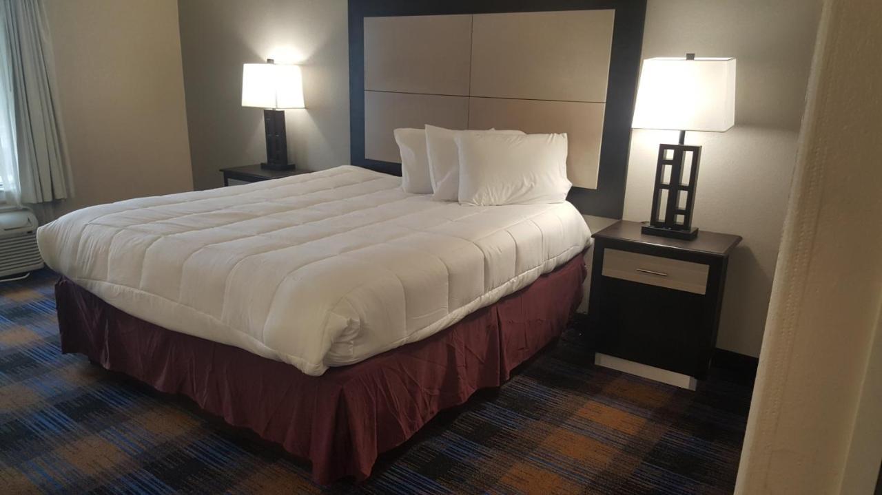 Regency Inn & Suites Pensacola Ngoại thất bức ảnh